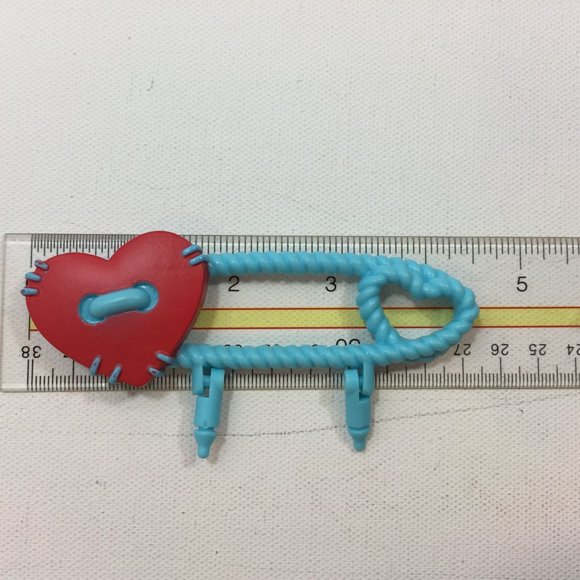 Assorted Mini Dollhouse Furniture Coat Hanger Refrigerator Toilet Chairs Toy Tra - Picture 10 of 14